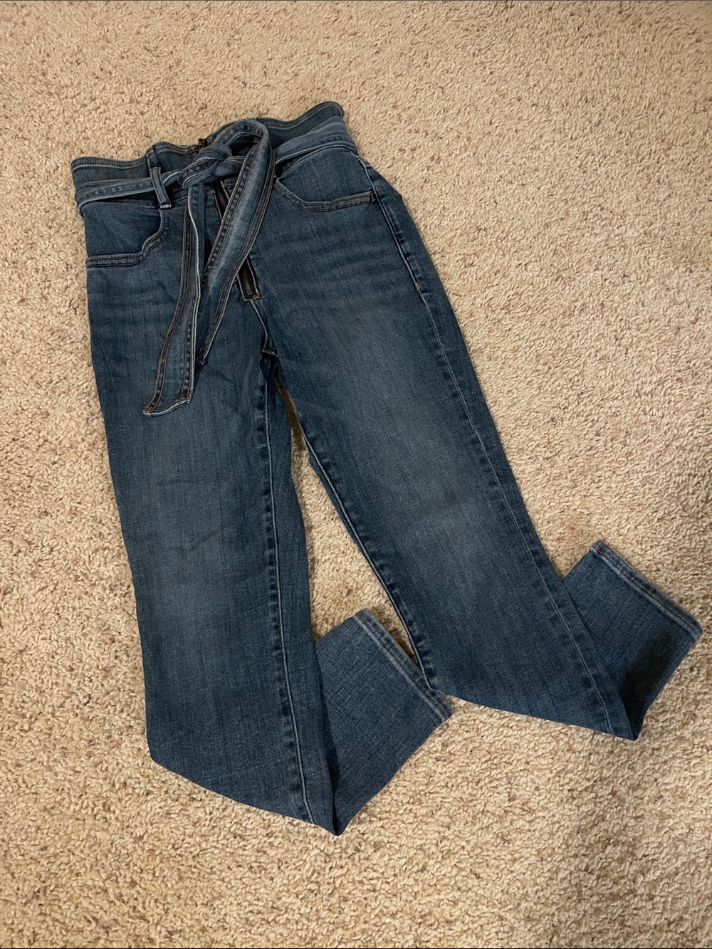 Express super high rise jeans size 0S